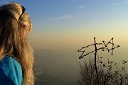 85 Stella e albero di Natale sul Monte Ubione